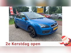 Ford Focus - 1.6-16V Futura CRUISE CONT AIRCO SPORTVELGEN