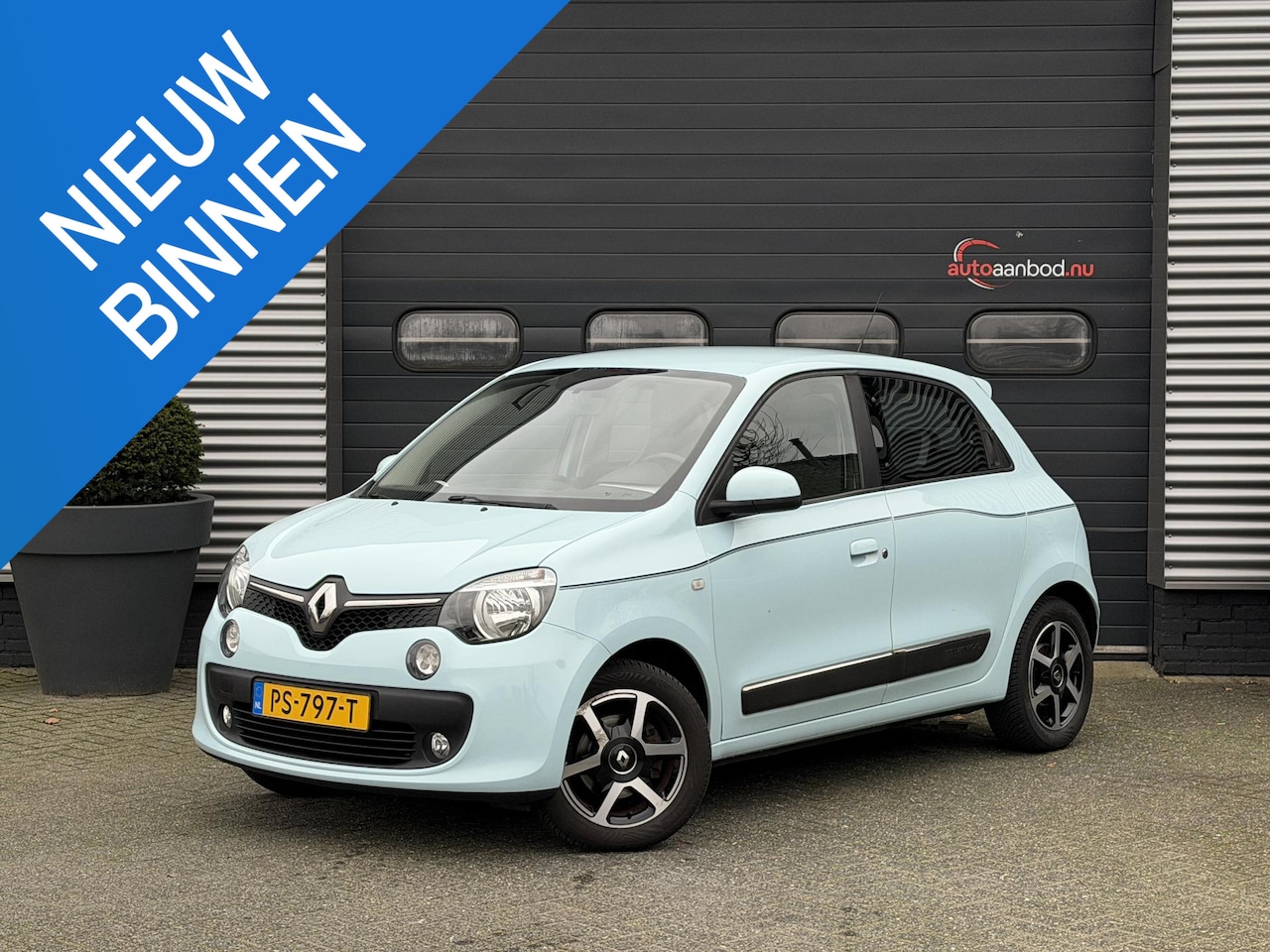 Renault Twingo - 0.9 TCe Dynamique Automaat | Airco | Parkeersensoren | Lichtmetalen Velgen | - AutoWereld.nl