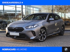 BMW 1-serie - 120 M Sport Automaat / Sportstoelen / Adaptieve LED / Head-Up / M Adaptief onderstel / Com