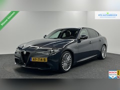 Alfa Romeo Giulia - 2.2 Super CAMERA LEER ECC CRUISE NAVIGATIE