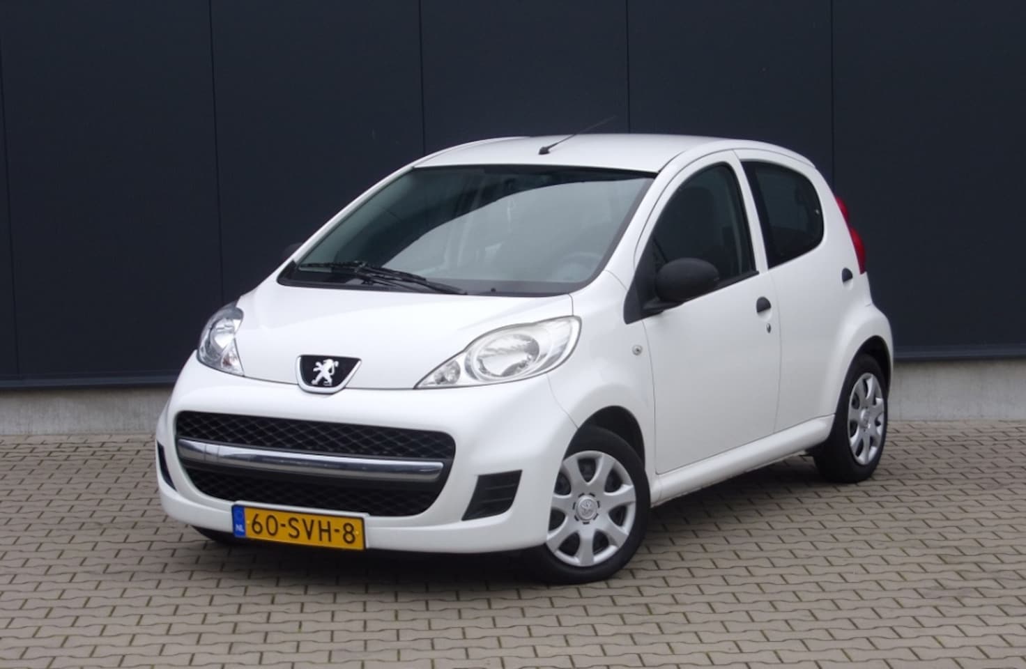 Peugeot 107 - 1.0-12V XR | Airco | 5 deurs - AutoWereld.nl