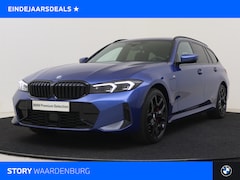 BMW 3-serie Touring - 330e High Executive M Sport Automaat / Panoramadak / Trekhaak / Sportstoelen / M Adaptief
