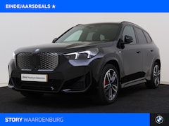 BMW iX1 - eDrive20 High Executive M Sport / Panoramadak / Sportstoelen / M Adaptief onderstel / Comf