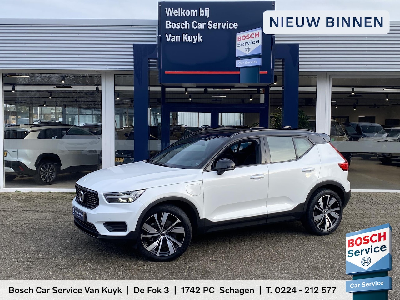 Volvo XC40 - 1.5 T4 Recharge R-Design / Automaat / NL-Auto / Dealer-Onderhouden / Half-Leder / Pilot-As - AutoWereld.nl
