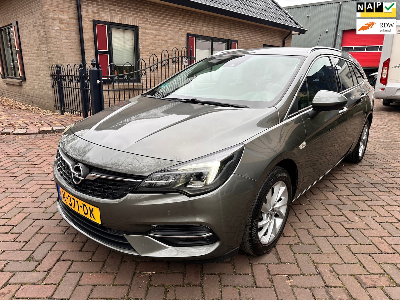 Opel Astra Sports Tourer - 1.2 Business Elegance 1.2 Business Elegance - AutoWereld.nl