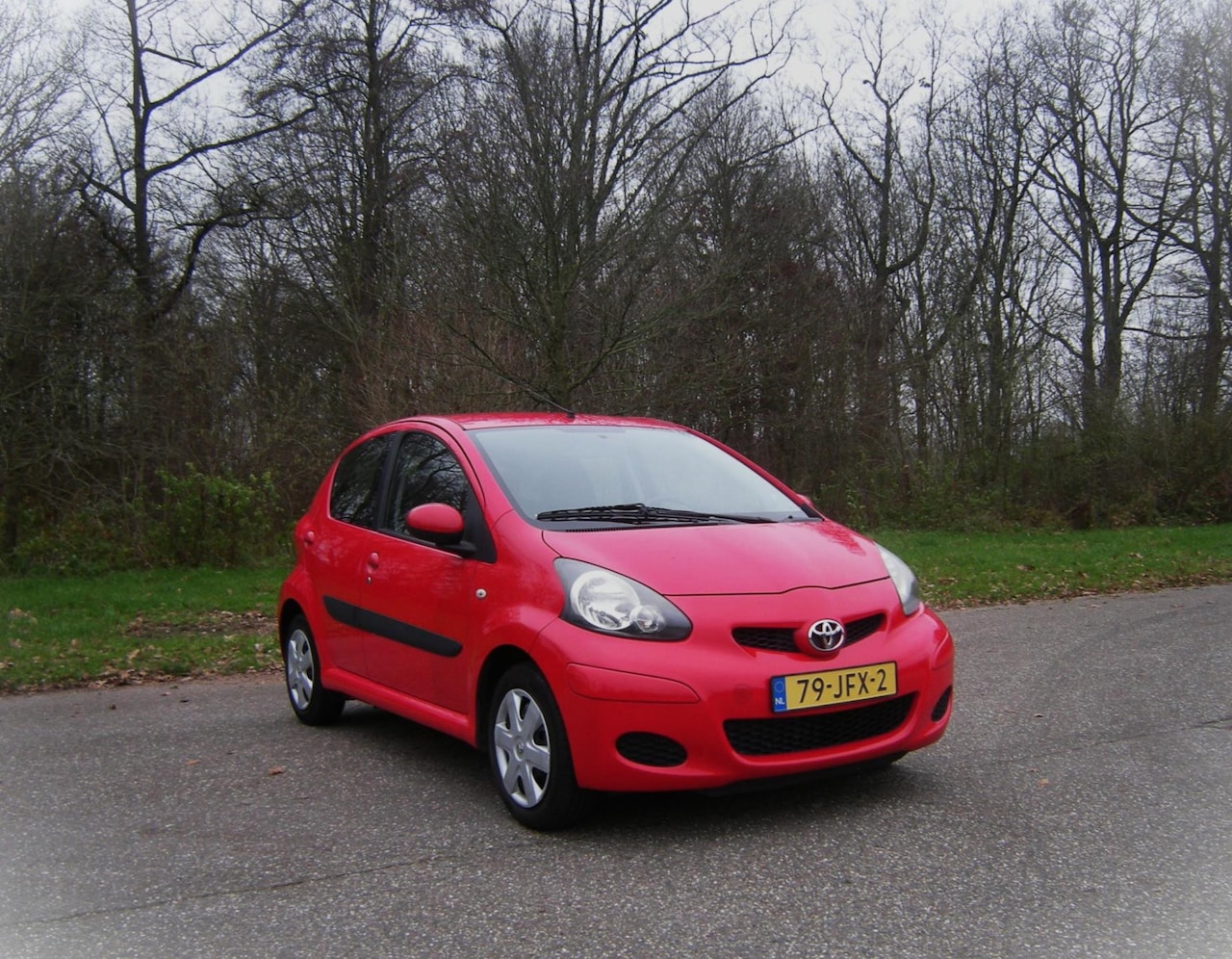 Toyota Aygo - 1.0-12V Comfort . 5 Deurs . Elec ramen . Centrale deurvergrendeling . nette auto . - AutoWereld.nl