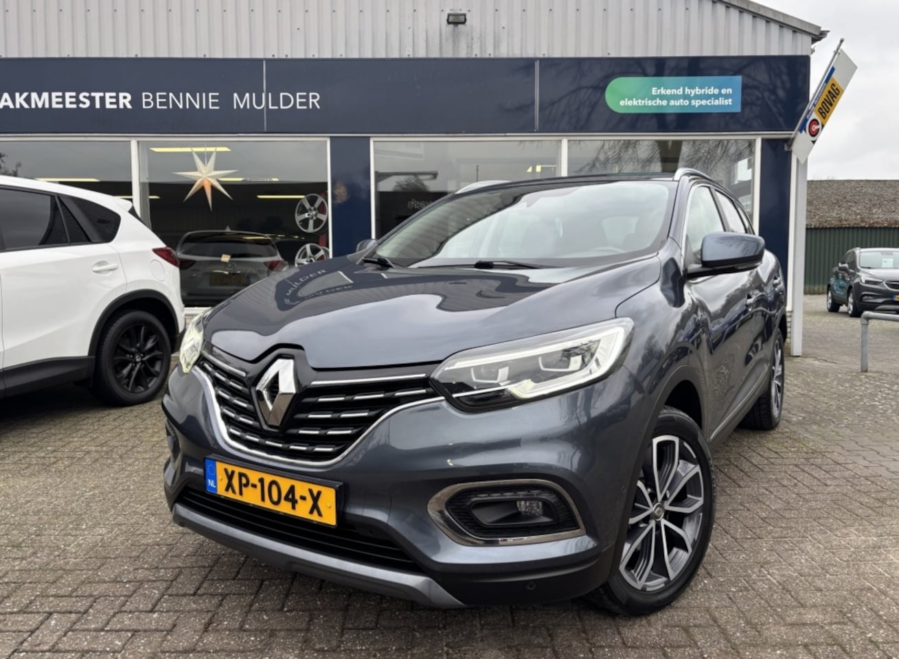 Renault Kadjar - 1.3 TCe Intens NAVI / CAMERA / TREKHAAK - AutoWereld.nl