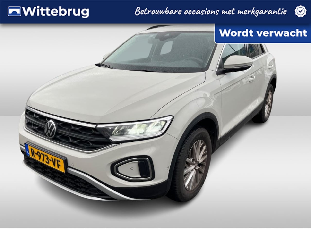 Volkswagen T-Roc - 1.0 TSI Life / Carplay / LED / 16" lm velgen - AutoWereld.nl