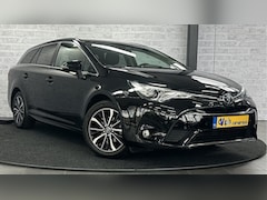 Toyota Avensis Touring Sports - 1.8 VVT-i Dynamic / Stoelverwr. / Cruise