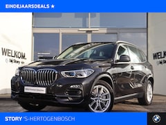 BMW X5 - xDrive45e High Executive Automaat / Trekhaak / Laserlight / Active Steering / Head-Up / Pa