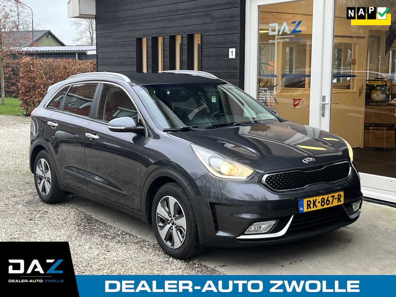 Kia Niro - 1.6 GDi Hybrid ExecutiveLine Aut/Ecc/Navi/Camera/Trekhaak - AutoWereld.nl