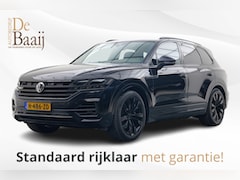 Volkswagen Touareg - 3.0 TSI R-Line | Pano | Trekhaak | Head-up | Luchtvering