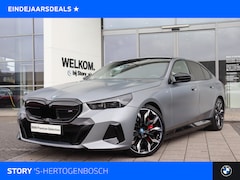 BMW i5 - M60 xDrive / Panoramadak / Trekhaak / Adaptief onderstel professional / Adaptieve LED / Pa