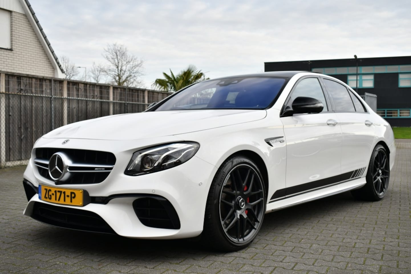 Mercedes-Benz E-klasse - AMG 63 S 4MATIC+ 613PK 1e Lak! Softclose Carbon - AutoWereld.nl