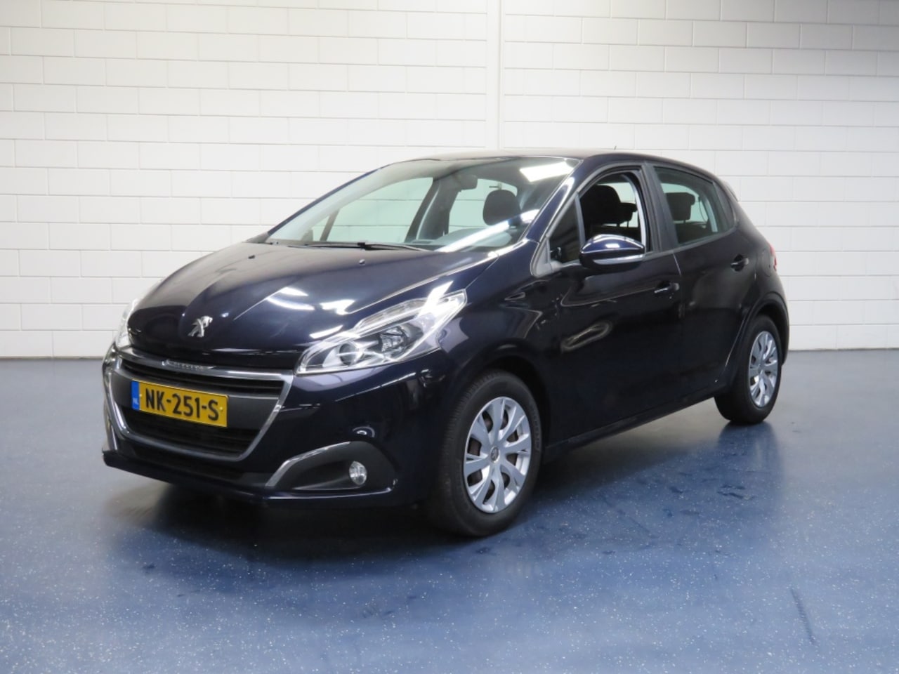 Peugeot 208 - 1.2 PureT. Blue Lion - AutoWereld.nl