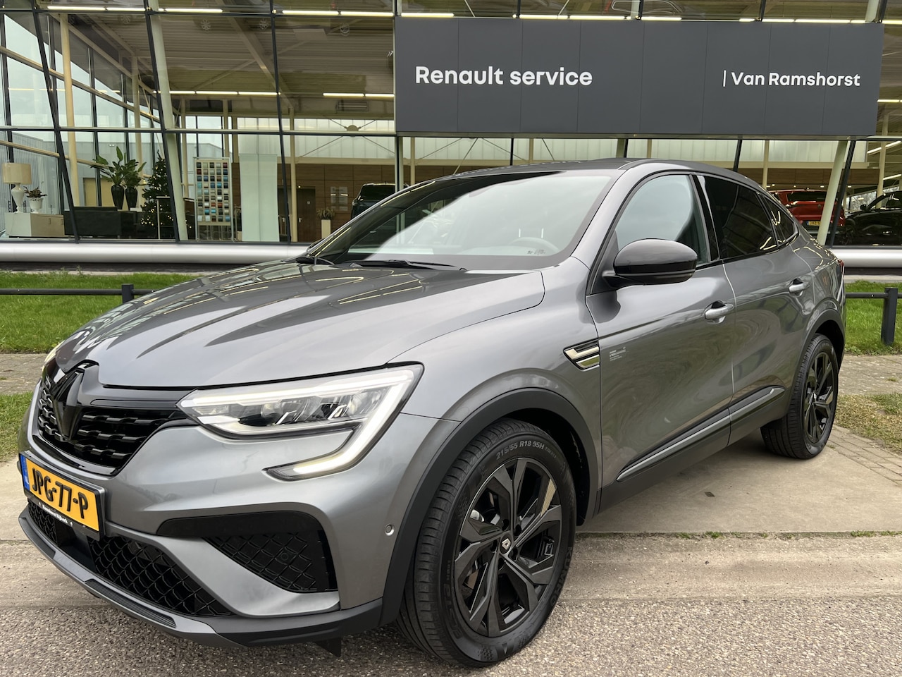 Renault Arkana - 1.6 E-Tech hybrid 145PK R.S line/ E-Tech engineered / Dealer onderhouden / Adaptive Cruise - AutoWereld.nl