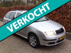 Skoda Fabia Combi - 1.4-16V Elegance NWE APK AIRCO CRUISE