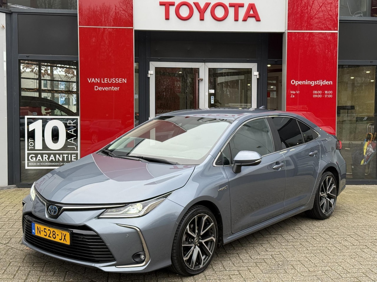 Toyota Corolla - Sedan Hybrid 140 Executive - AutoWereld.nl
