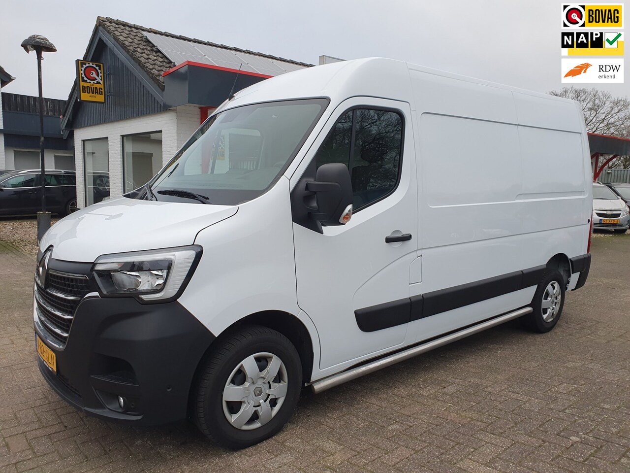 Renault Master - T35 2.3 dCi 135 L2H2 Work Edition NAVI/CLIMA BJ 2024 - AutoWereld.nl