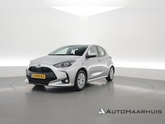 Toyota Yaris - 1.5 Hybrid Active | Adapt. Cruise | CarPlay | Stoelverw. | Camera | All-season | Navi by A