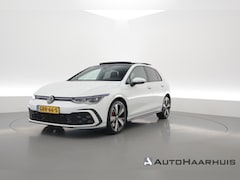 Volkswagen Golf - 1.4 eHybrid GTE | Pano | IQ. Light | Keyless | 18'' | Mistlampen | Navi | CarPlay | Adapt.