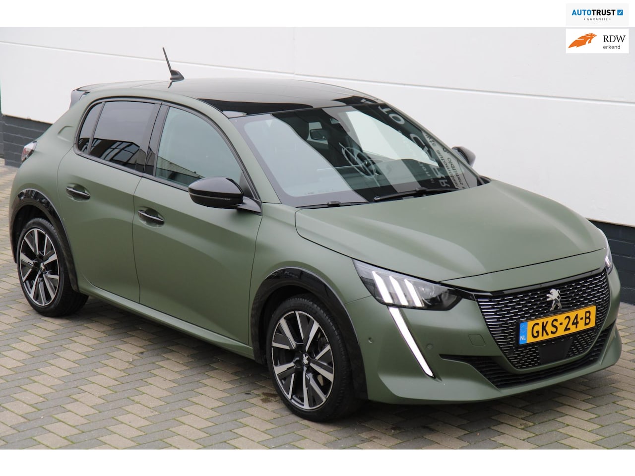 Peugeot 208 - 1.2 PureTech GT Pack Pano Navi ACC Camera Leder - AutoWereld.nl
