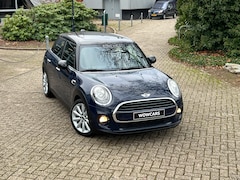 MINI Cooper - 1.5 Cooper Pepper Business 136pk - 5DRS - Panoramadak - Climate Control - Navigatie - Cruise Control