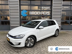 Volkswagen e-Golf - 136 pk | Navigatie | Cruise control adaptief | Stoelverwarming |