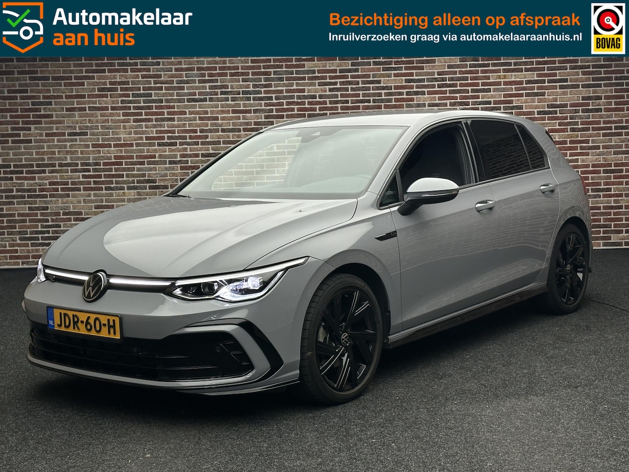 Volkswagen Golf - 1.5 eTSI R-Line Dodehoek herkenning | Camera | Virtual display | Keyless entry - AutoWereld.nl