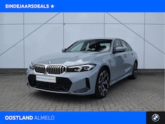 BMW 3-serie - 330e M Sport Automaat / Schuif-kanteldak / Trekhaak / Sportstoelen / Achteruitrijcamera /