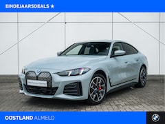 BMW i4 - eDrive40 Gran Coupé M Sport / Achteruitrijcamera / Adaptieve LED / Comfort Access / Live C