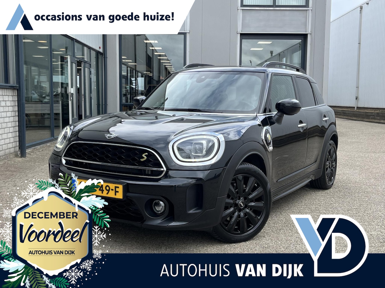 MINI Countryman - 2.0 Cooper S E ALL4 | Sportstoelen/Stoelverw./Carplay/Navi/LED - AutoWereld.nl