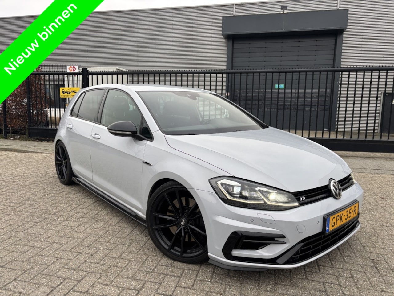 Volkswagen Golf - 7,5 R 4motion 2.0 TSI 310pk ACC|Lane Assist|Blindspot - AutoWereld.nl