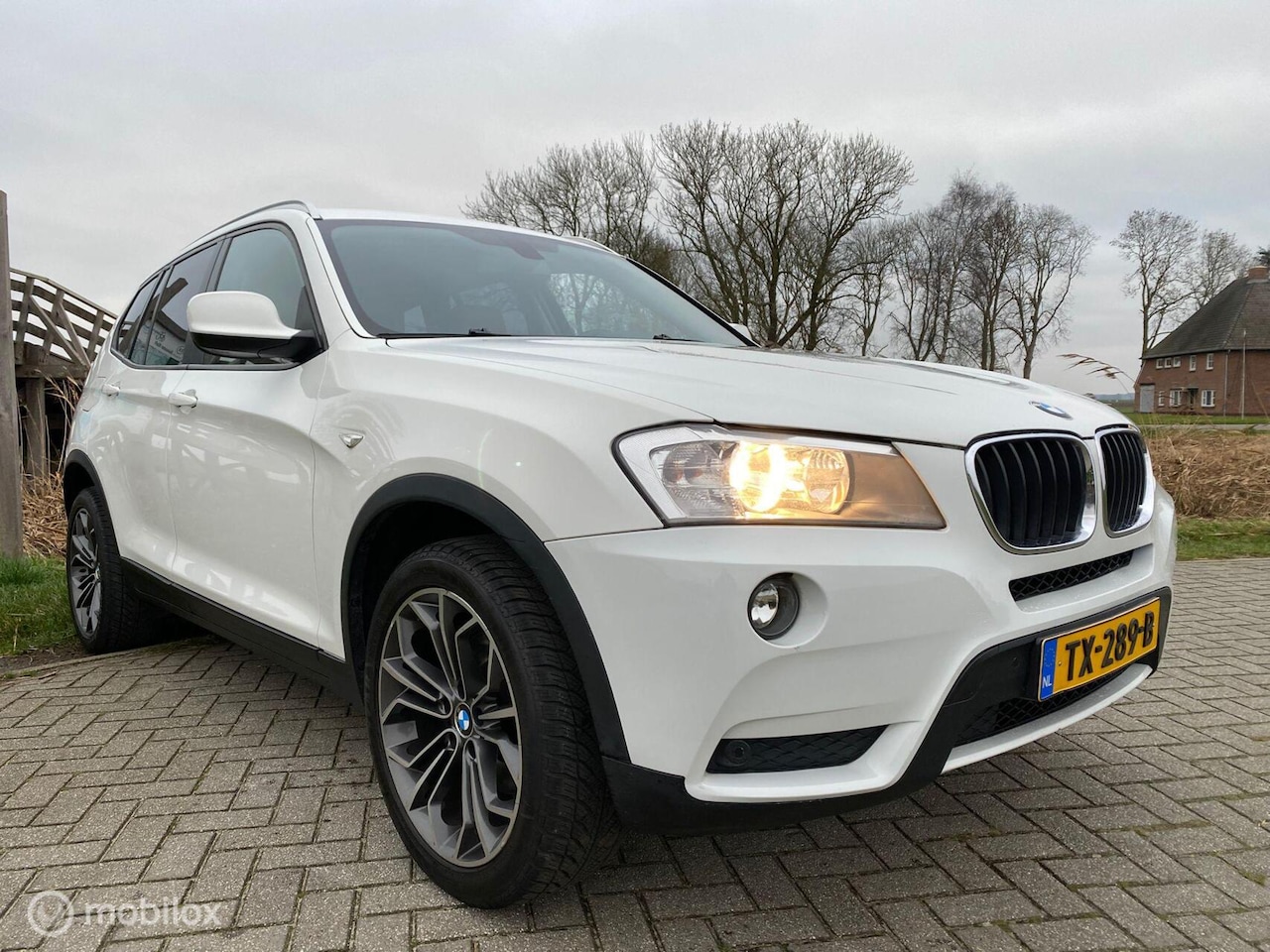 BMW X3 - xDrive20d High Executive / Leer / Automaat / Inr Mog! - AutoWereld.nl