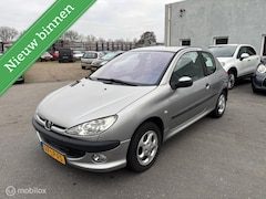 Peugeot 206 - 1.4 XS 2003 Weinig km