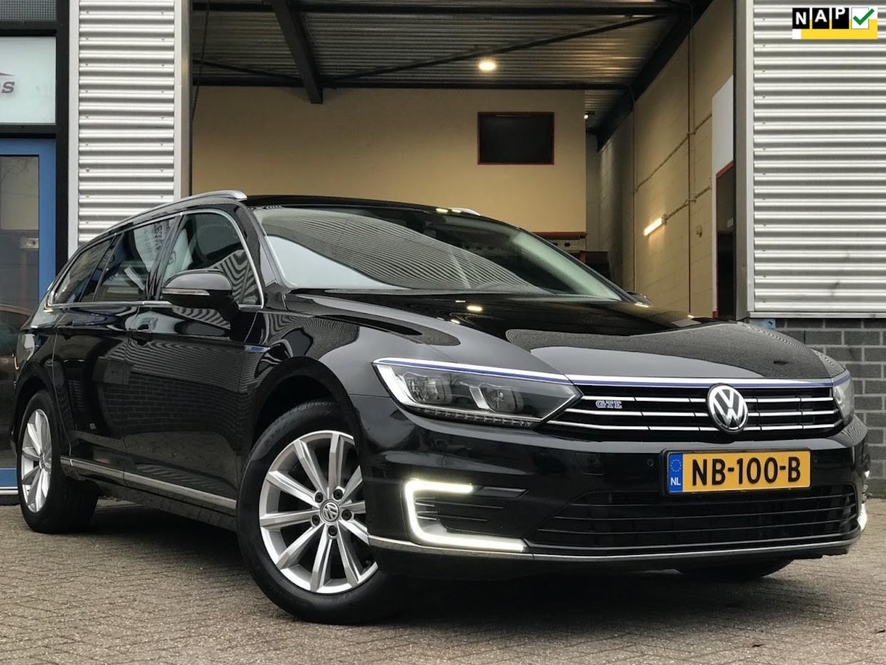 Volkswagen Passat Variant - 1.4 TSI GTE Connected Series|Navi|LED|DAB|CarPlay|Trekhaak - AutoWereld.nl