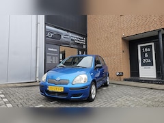 Toyota Yaris - 1.3 VVT-i Terra