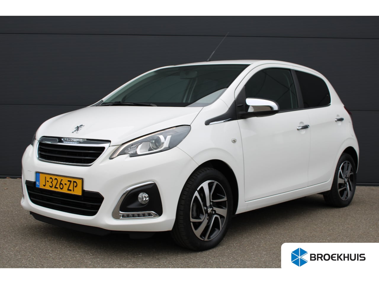 Peugeot 108 - 1.0 e-VTi Allure | Navi by app | Camera | Climate control | LED | Lichtmetaal | 28.500km | - AutoWereld.nl
