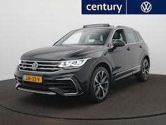 Volkswagen Tiguan - 1.4 TSI eHybrid R-Line Business+ l Panoramadak l Zwenkbare trekhaak l 360 Camera