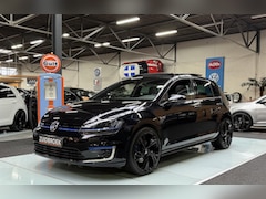 Volkswagen Golf - GTE Vol opties Pano DSG Leer clima Navi Cruise
