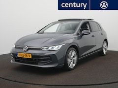 Volkswagen Golf - 1.5 eHybrid Life Edition l Panoramadak l Camera l Clima |