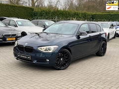 BMW 1-serie - 116i Business Urban|Carplay|18 inch M|Navigatie|Cruise control|Climate control|Nette staat