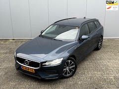 Volvo V60 - 2.0 B3 MOMENTUM ADVANTAGE CAMERA NAP CARPLAY CRUISE NAVIGATIE