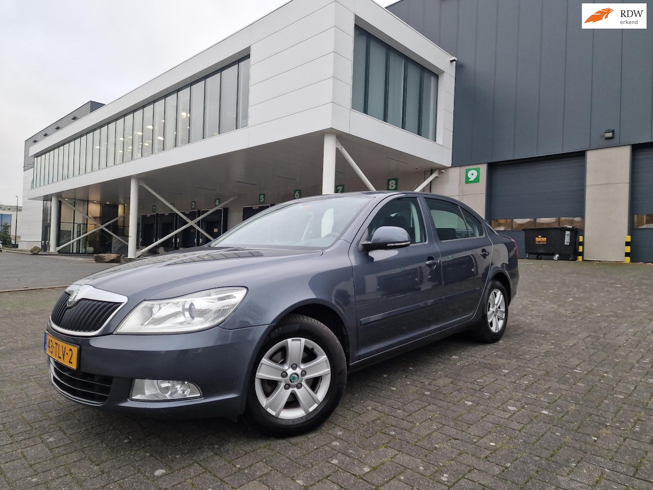 Skoda Octavia - 1.2 TSI Ambition Business Line NAVI PSENSOR CRUISE 2 X SLEUTELS - AutoWereld.nl
