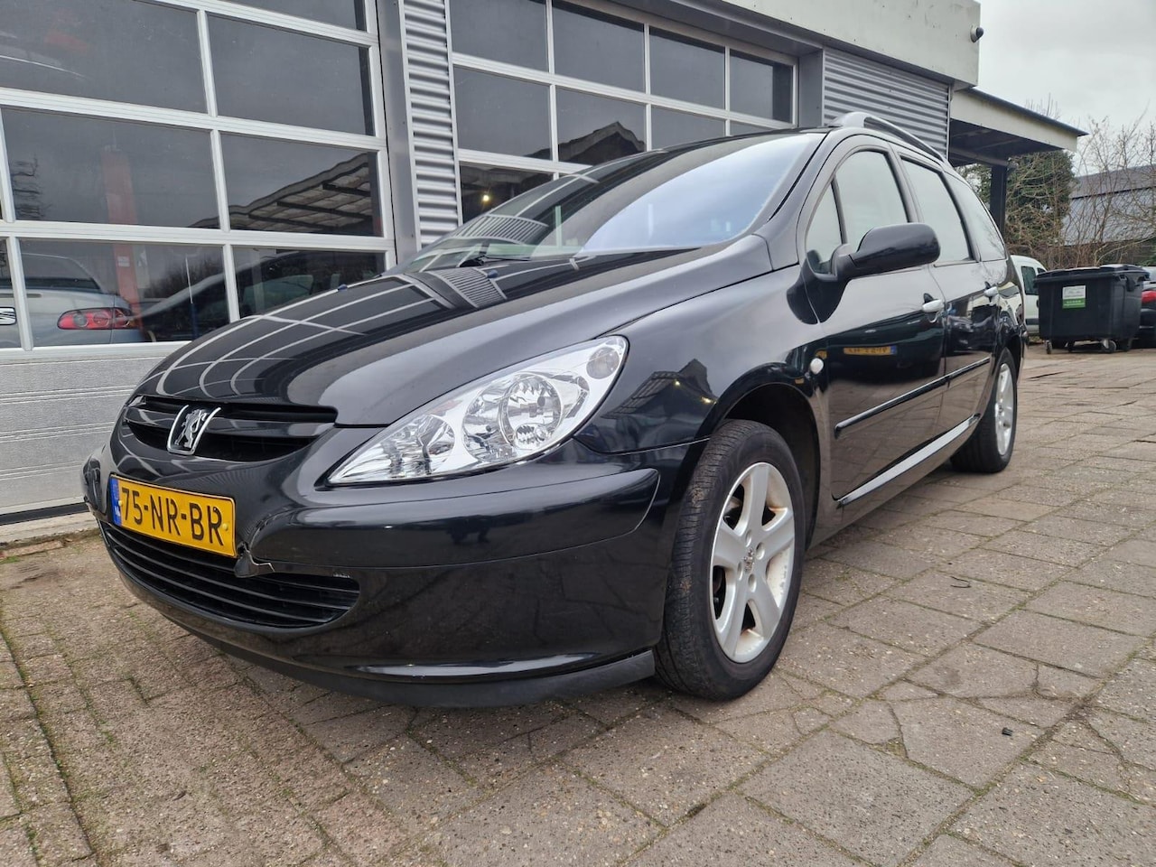 Peugeot 307 SW - 2.0-16V Pack 2.0 16V Pack (AUTOMAAT) - AutoWereld.nl