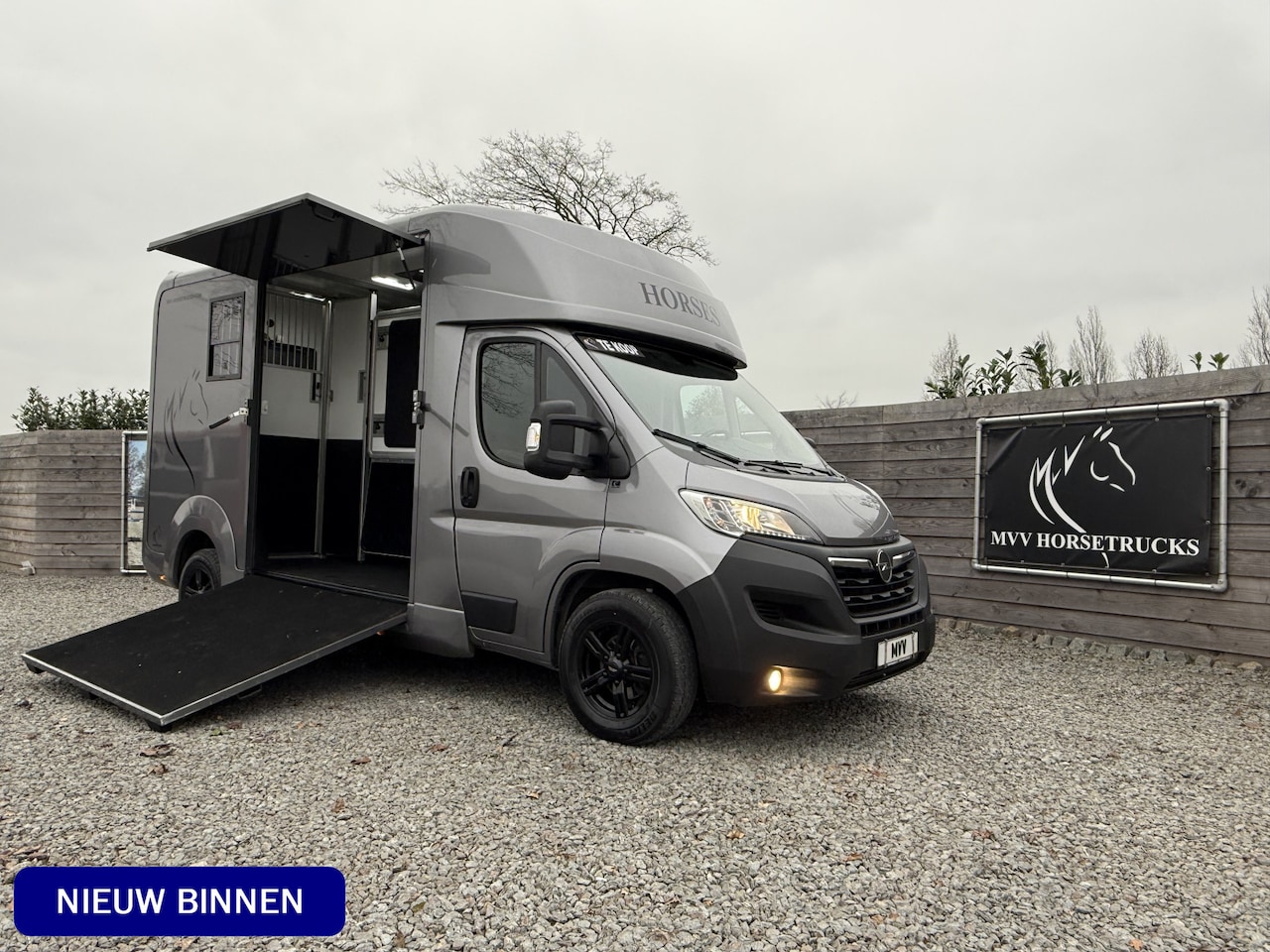 Opel Movano - PAARDENWAGEN STX AKX 3XL | 2023 | HENGST | 3 ZITS | 51.000KM | LEER | B-RIJBEWIJS | BELGIS - AutoWereld.nl