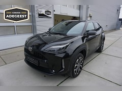 Toyota Yaris Cross - 1.5 Hybrid 115 Business Plus |Navi|Carplay|PDC V+A|Dodehoek|Stoel en stuurverw.|