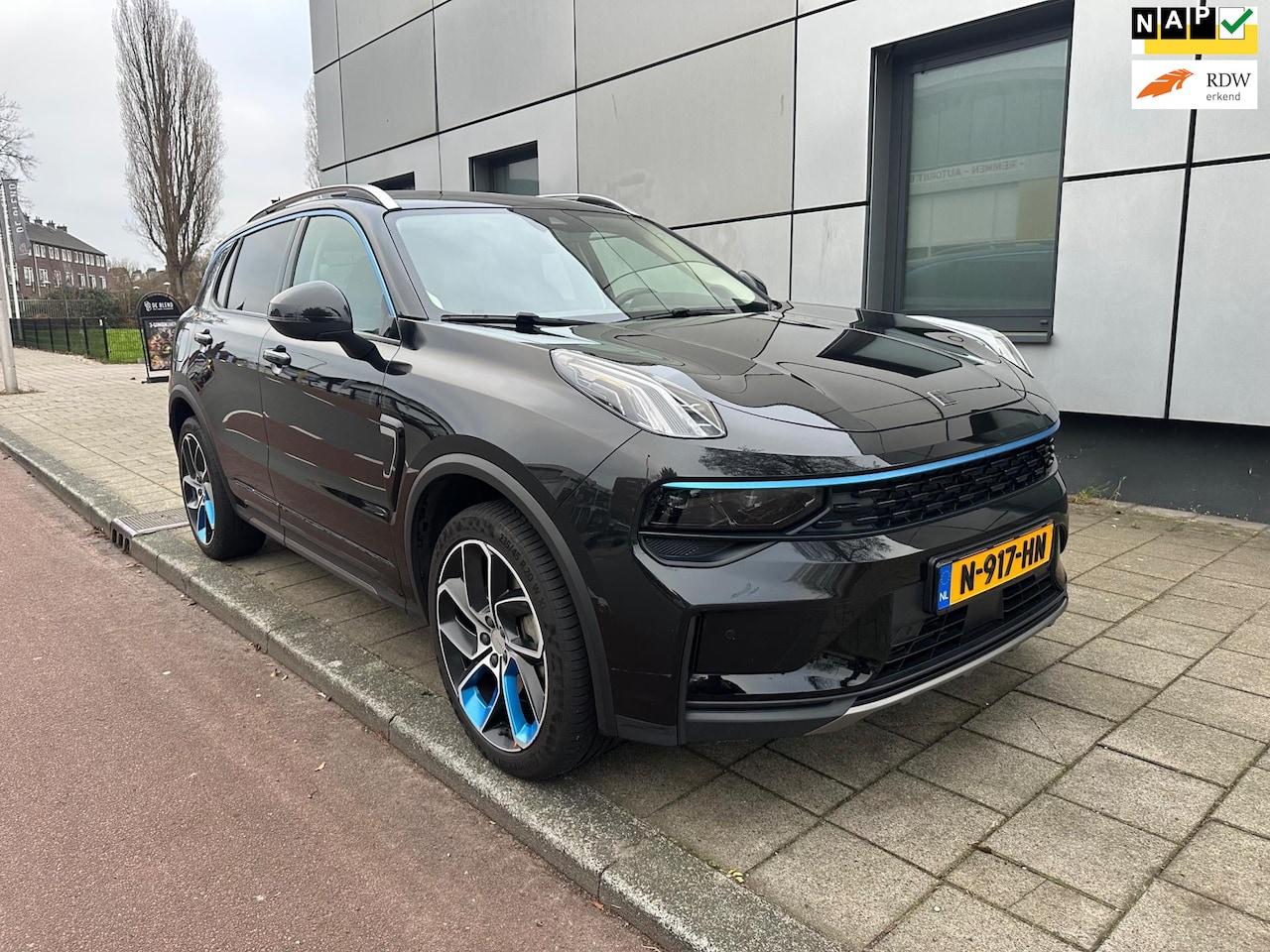 Lynk & Co 01 - 1.5 Pano.Dak /Dodehoek/Camera/Infinity by Harman - AutoWereld.nl