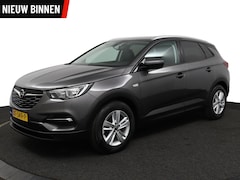 Opel Grandland X - 1.2 Turbo Airco Cruise Trekhaak CARPLAY