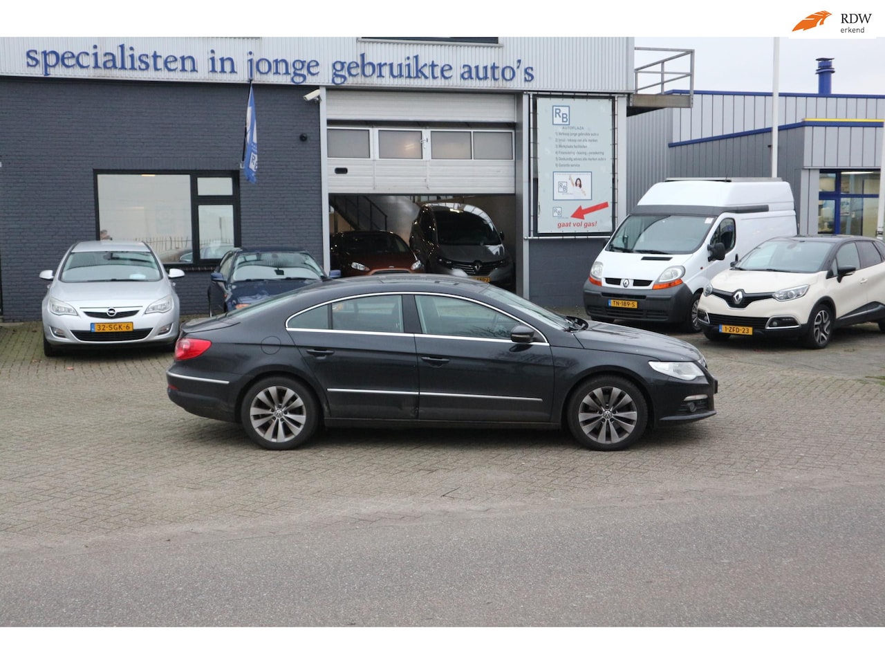 Volkswagen Passat CC - 1.8 TSI 4p. AUTOMAAT/ TREKHAAK/ LEES TEKST - AutoWereld.nl